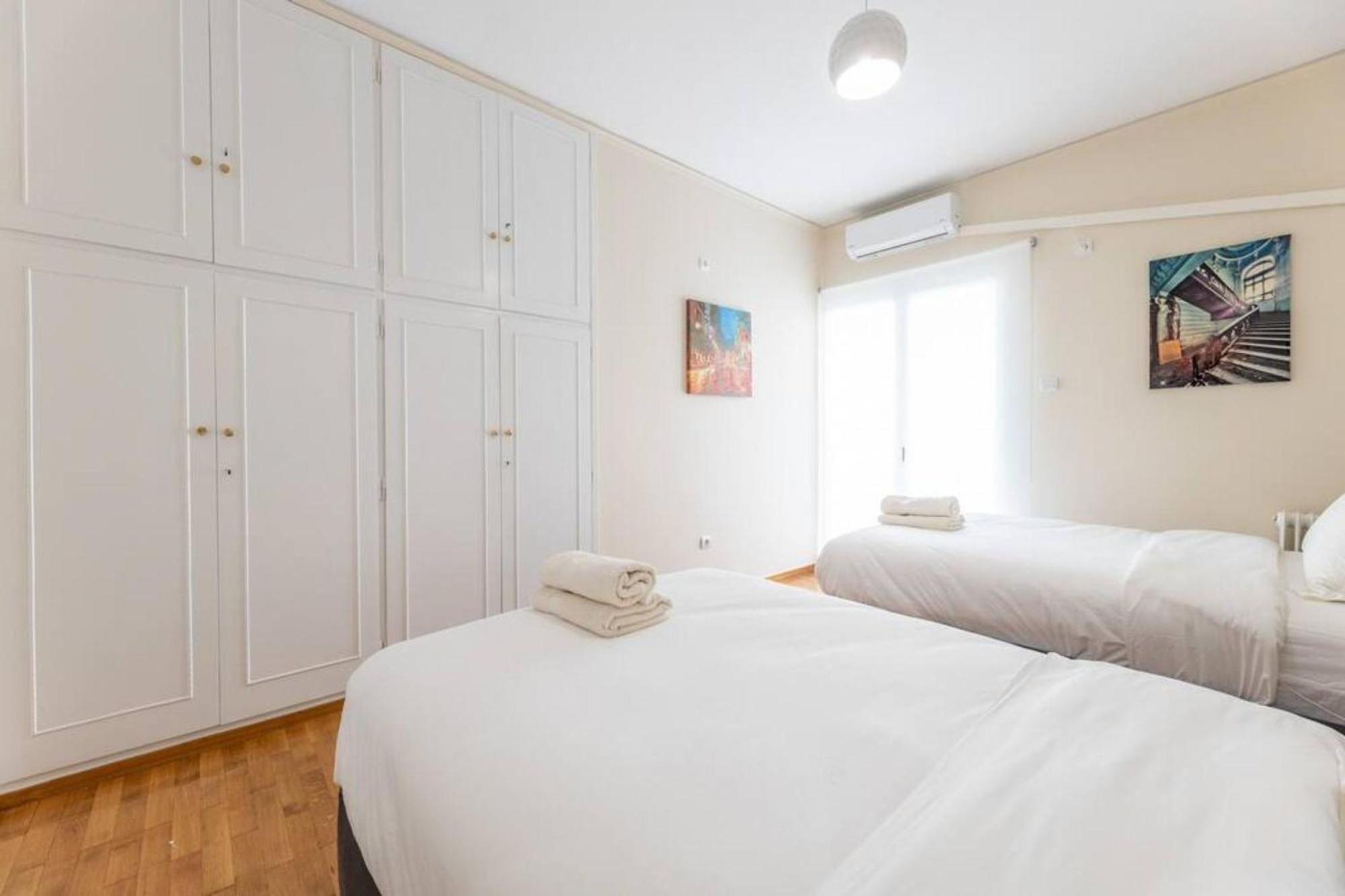 Amfitritis Family Lux Apartment At Palaio Faliro アテネ エクステリア 写真