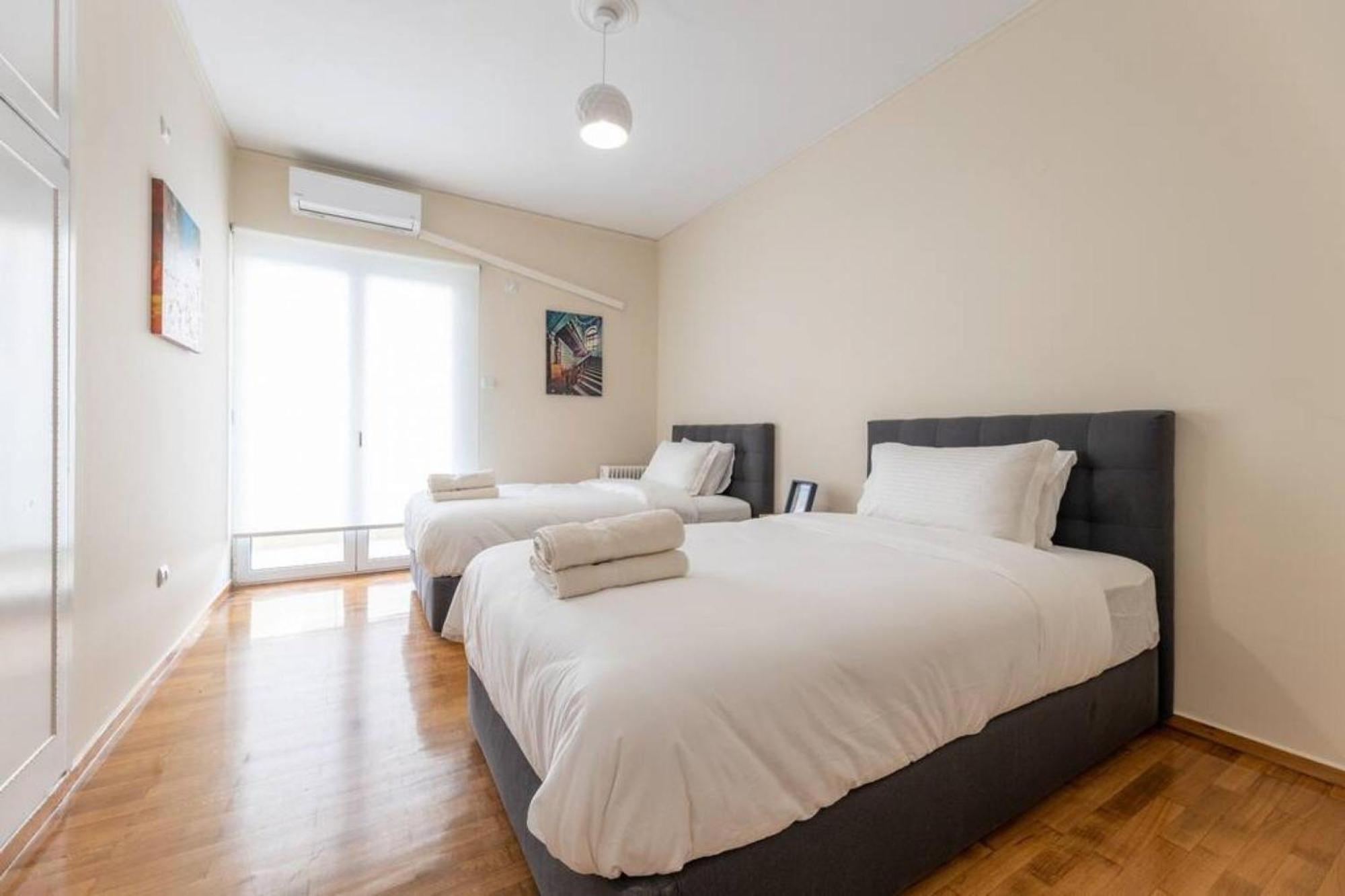 Amfitritis Family Lux Apartment At Palaio Faliro アテネ エクステリア 写真