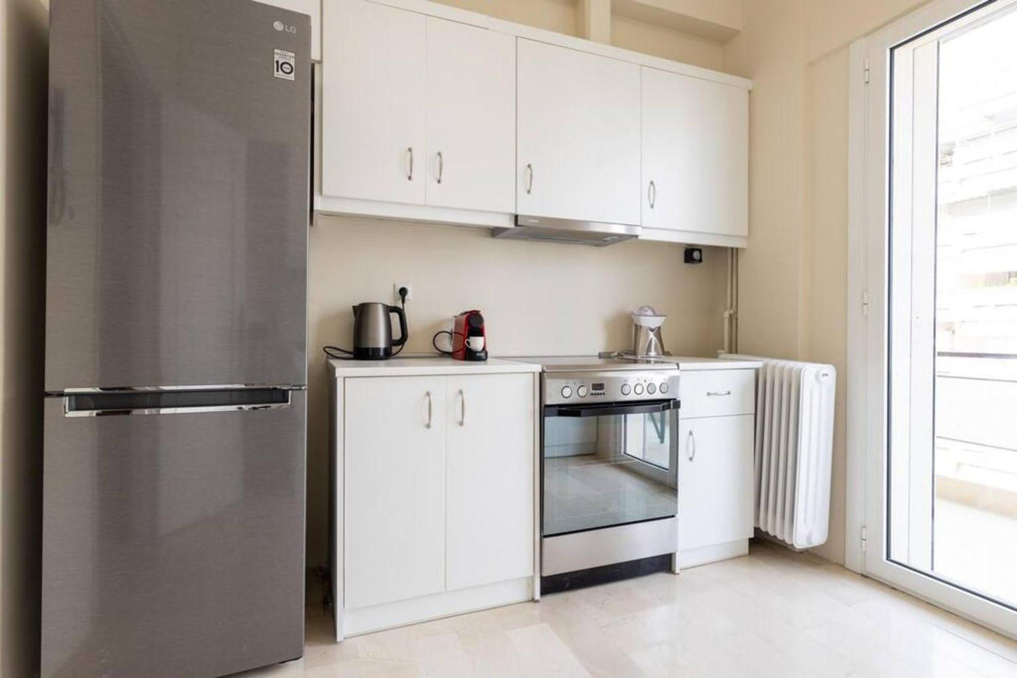 Amfitritis Family Lux Apartment At Palaio Faliro アテネ エクステリア 写真
