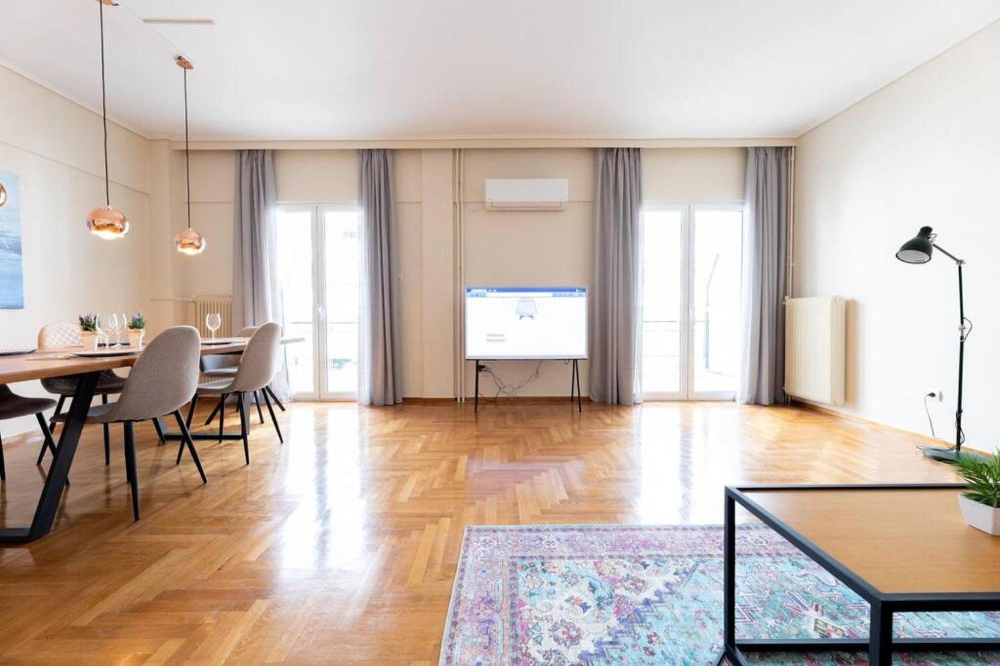 Amfitritis Family Lux Apartment At Palaio Faliro アテネ エクステリア 写真