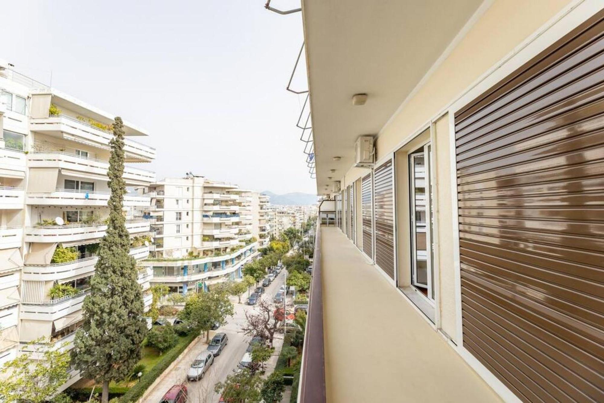 Amfitritis Family Lux Apartment At Palaio Faliro アテネ エクステリア 写真
