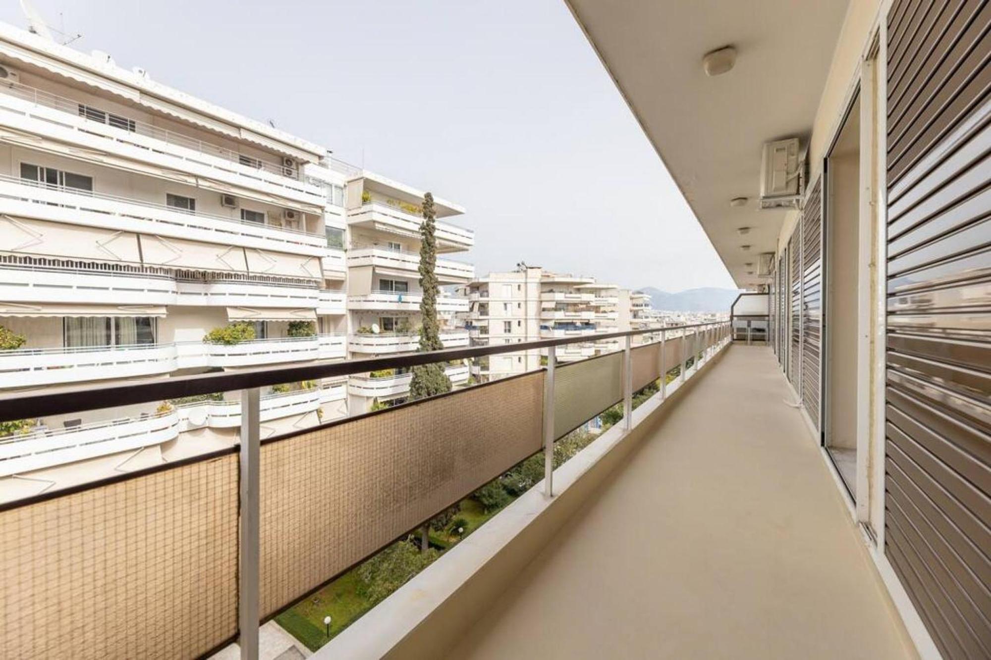 Amfitritis Family Lux Apartment At Palaio Faliro アテネ エクステリア 写真